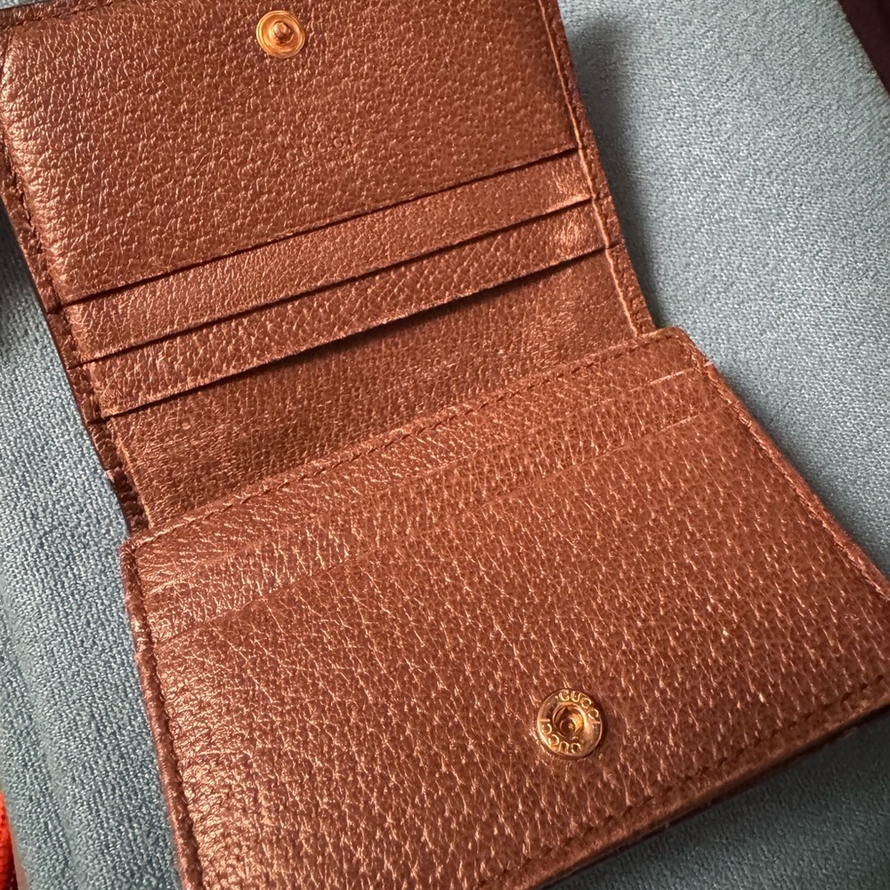 Gucci Tiger Pattern Bifold Wallet - Picture 5 of 11